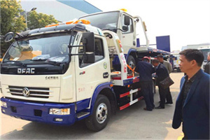 江海区汽车道路救援拖车价格